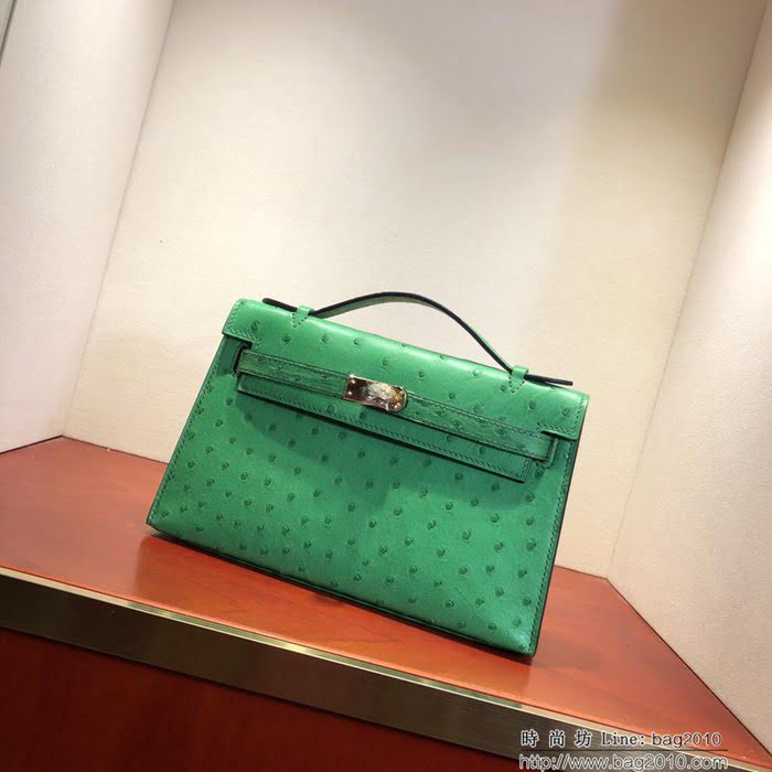 HERMES愛馬仕 凱莉包 Mini Kelly pochette金扣 竹子綠 純手縫蠟線配上豬鼻子鏈 斜挎包  Ama1183
